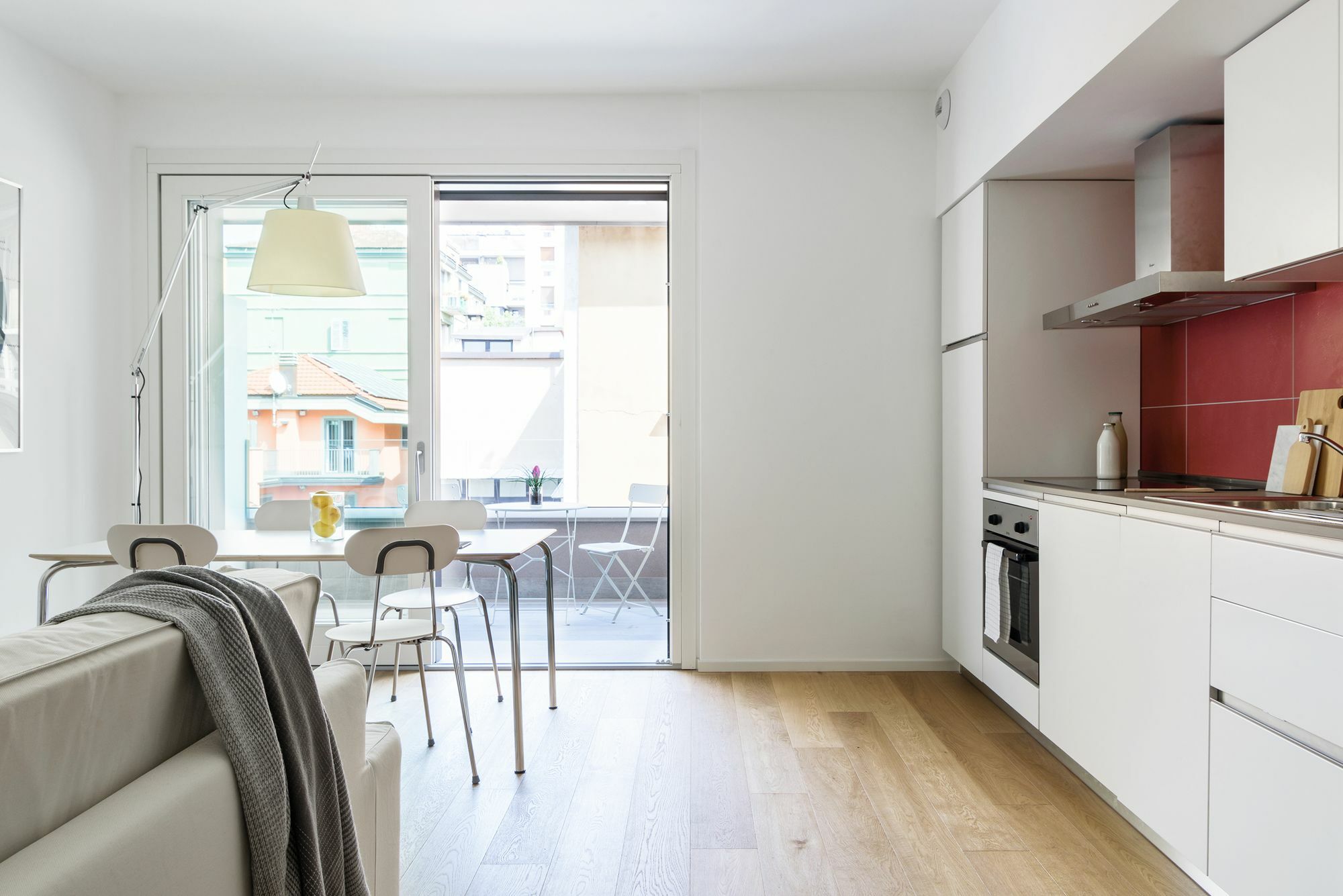 Joivy Stylish 1-Bedroom Flat Милано Екстериор снимка
